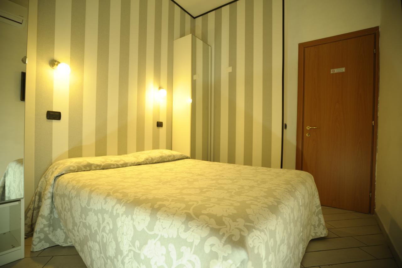 Le Stanze Di Francesco Hotell Rom Exteriör bild